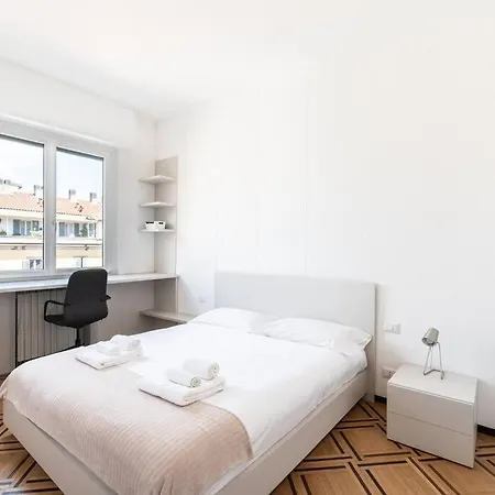 Amazing View From Brera Sancarpoforo9 Apartment